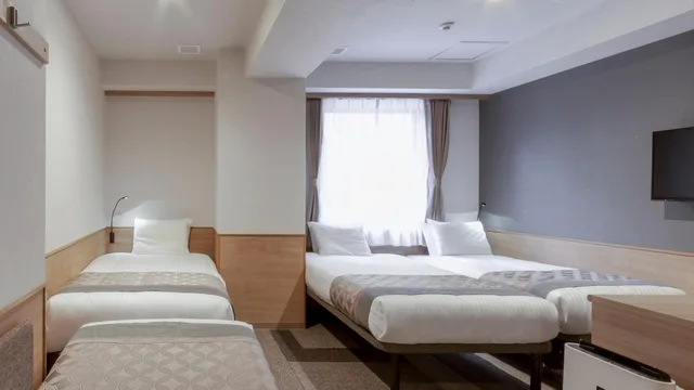 غرفة قياسية رباعية، The Bridge Hotel Shinsaibashi 1/1