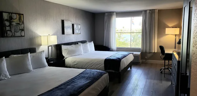 غرفة قياسية بسريرين كينج بإطلالة على المتنزه، Fountain Park Hotel, BW Signature Collection 2/8