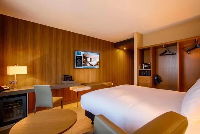 غرفة ديلوكس بسرير مزدوج، AC Hotel Manchester Salford Quays 5/10