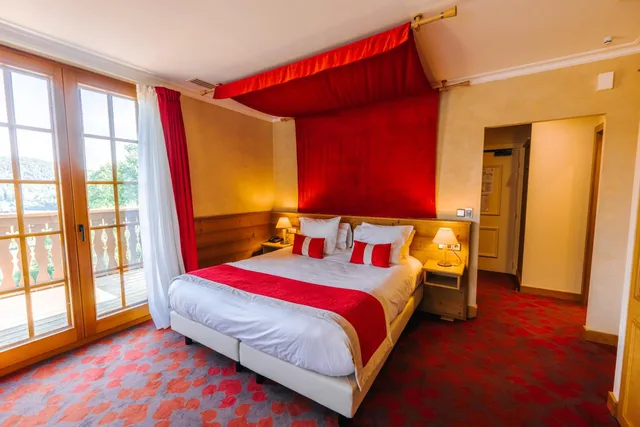 غرفة سوبيريور بجاكوزي، Les Violettes Hotel & SPA Alsace 1/5
