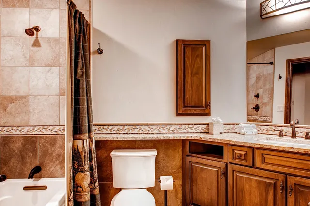 2 Bedrooms, Condo, Luxury, Twin Beds, The Vail Spa Condominiums 10/10