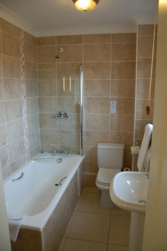Business, Double Bed, Albright Hussey Manor 8/8