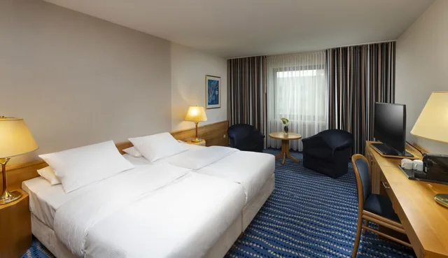 غرفة سوبيريور مفردة بسرير مزدوج، MARITIM HOTEL MAGDEBURG 1/3