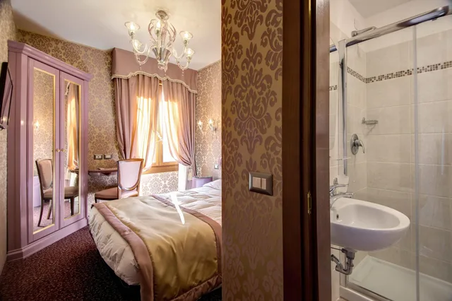 غرفة قياسية بسرير مزدوج، Hotel Domus Cavanis Venezia 10/10
