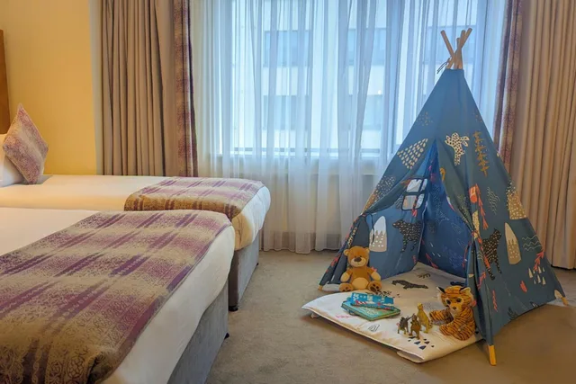 غرفة سوبيريور رباعية، The Connacht Hotel 3/4