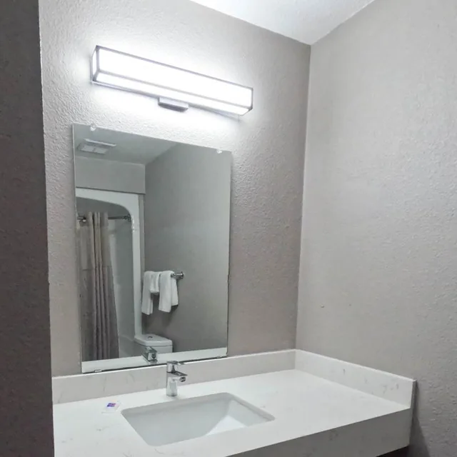 غرفة رباعية لذوي الإعاقة، Studio6 Brownsville, TX 6/10
