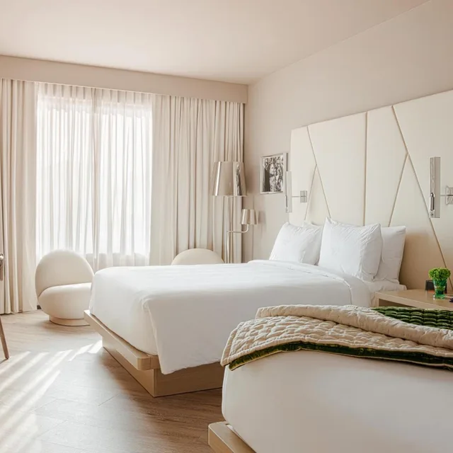 King Bed, 2 Queen Beds, ette luxury hotel & spa - Near Disney Theme Parks 1/7