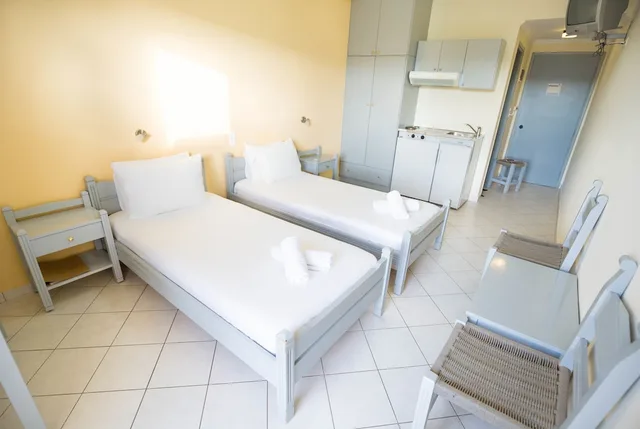 غرفة سوبيريور بسرير مزدوج أو سريرين منفصلين، Galini Beach Hotel 1/3