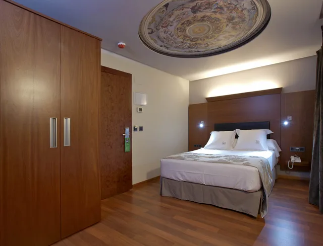 غرفة مفردة، Hotel Sancho Abarca 3/8