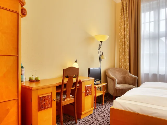 Room, Double Bed, Hotel Bellmoor Im Dammtorpalais 3/3