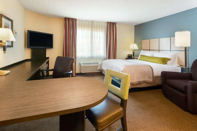 استوديو بسرير كوين لذوي الإعاقة، Sonesta Simply Suites Nanuet 4/6