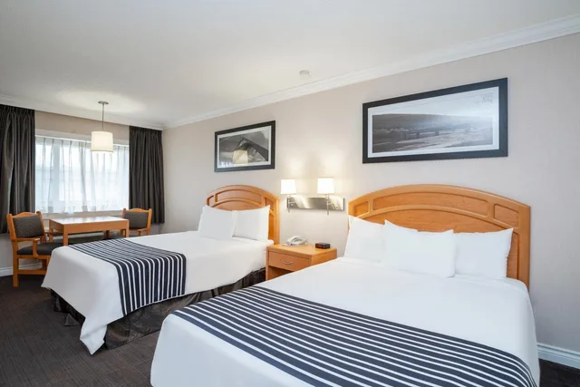 Monashee, 2 Queen Beds, Kitchenette, North Wing، Sandman Hotel Revelstoke 1/1