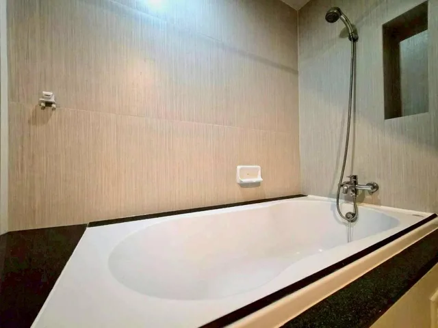 استوديو ديلوكس بسرير كينج، Golden Pearl Residences 8/10