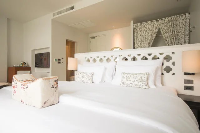 جناح جونيور بشرفة، LITTLE NYONYA HOTEL 2/2