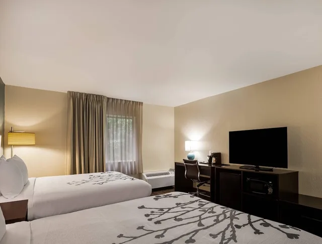 غرفة قياسية بسريرين كوين، Sleep Inn Savannah Midtown 3/6