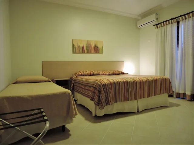 غرفة ديلوكس ثلاثية بسرير مزدوج وسرير فردي، Hotel Costa Balena 2/8