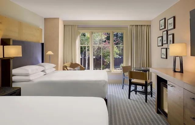 غرفة بسريرين مزدوجين لذوي الإعاقة، Hyatt Regency Lake Tahoe Resort, Spa and Casino 3/6