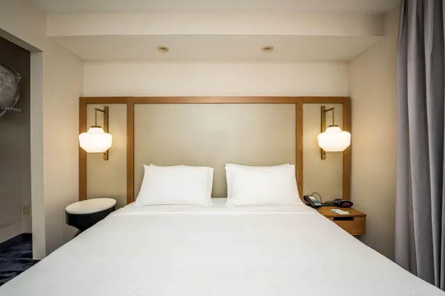 جناح تنفيذي بسرير كينج، Fairfield Inn and Suites Beaumont 1/2
