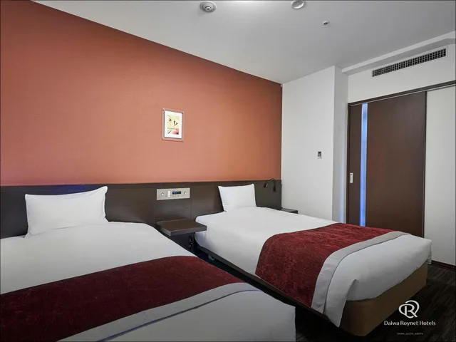 جناح جونيور للمدخنين، Daiwa Roynet Okayama Ekimae Hotel 1/1