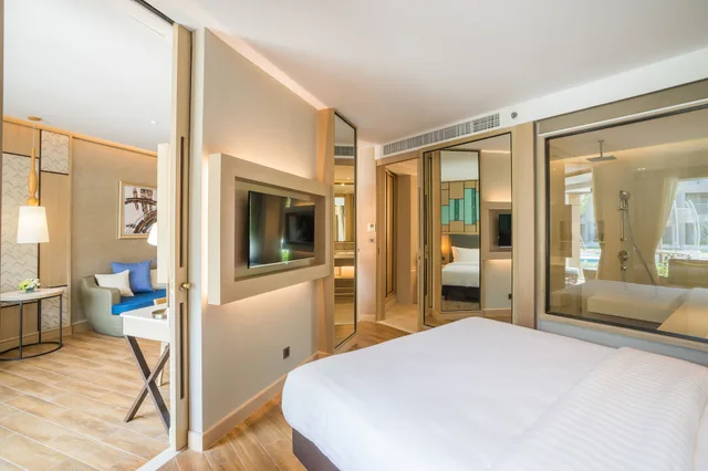 Avani, Suite, King Bed, Garden View, Avani Hua Hin Resort 1/4