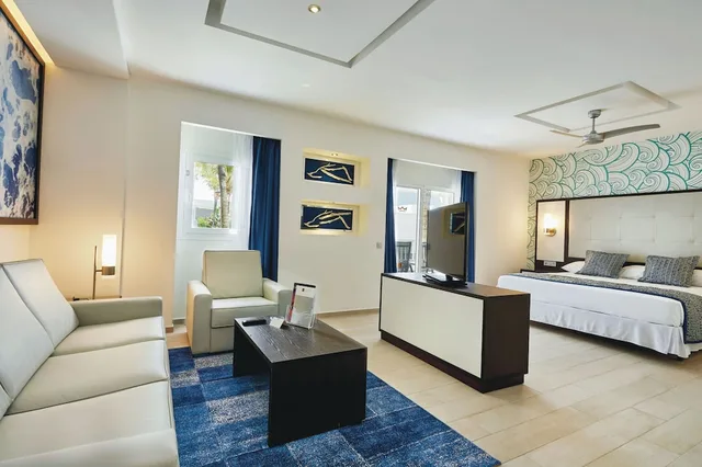 Junior Suite SUSB، RIU Bambu All Inclusive 3/5