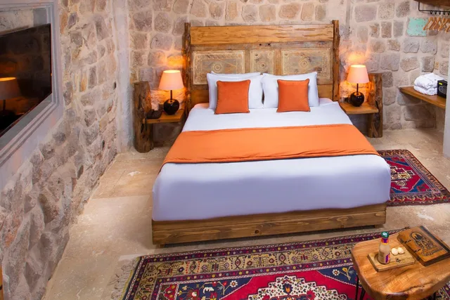 جناح بشرفة، Dream Of Cappadocia 6/9
