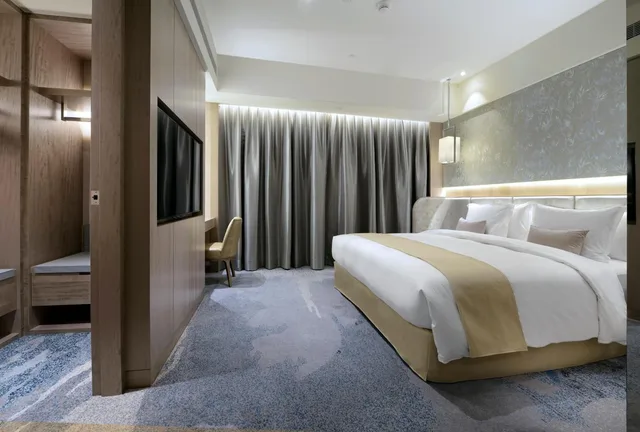 Superior, Suite, Double Bed, Caesar Park Hotel Banqiao 2/2