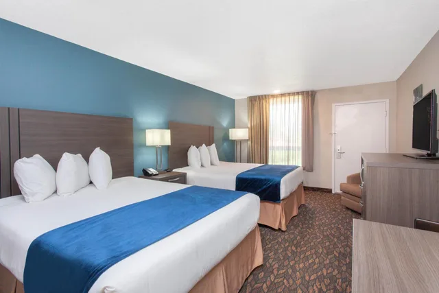 غرفة ديلوكس عائلية بسريرين كوين، Grand Hotel Orlando At Universal Blvd 2/5