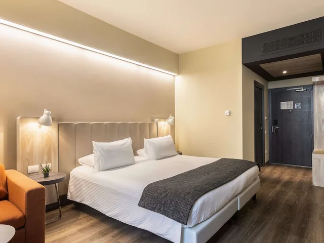 Superior, MERCURE FIRENZE CENTRO 5/10