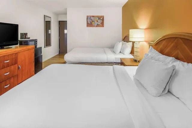 غرفة بسريرين مزدوجين، Econo Lodge Alliance 10/10