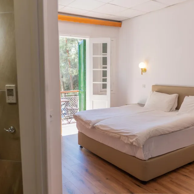 غرفة بسرير مزدوج أو سريرين منفصلين، New Helvetia Hotel 2/7