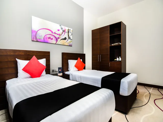 جناح عائلي بسرير كينج وسريرين منفصلين بغرفتي نوم بمطبخ، Action Hotel Ras Al Khaimah 4/9