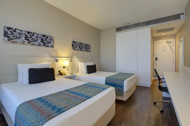 غرفة بسريرين منفصلين، Quality Hotel Sao Caetano 2/4