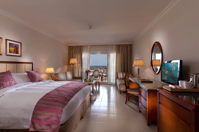غرفة ديلوكس بسرير مزدوج بإطلالة على البحر، Baron Palace Sahl Hasheesh 1/1