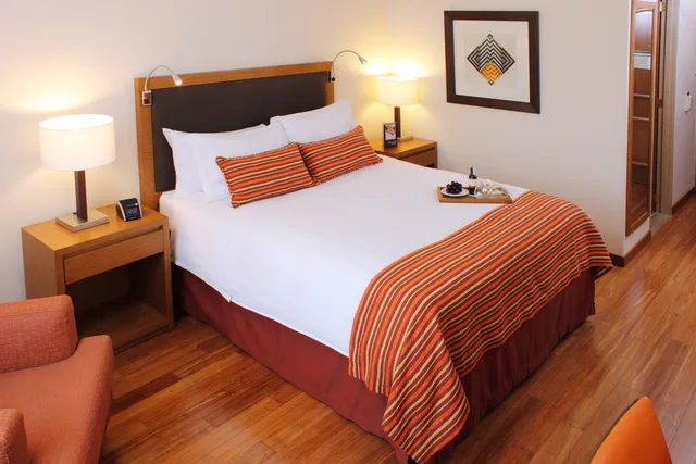 غرفة كلاسيكية بسرير مزدوج، InterContinental Cali 4/9