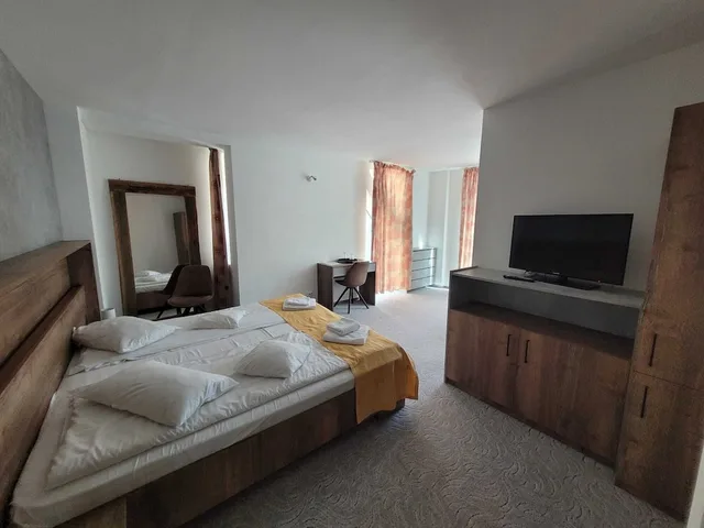 Room, Double Bed, Hotel City Center 2/10