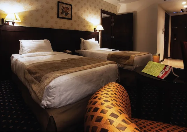 غرفة قياسية بسريرين منفصلين، Seven Roses Hotel 2/4