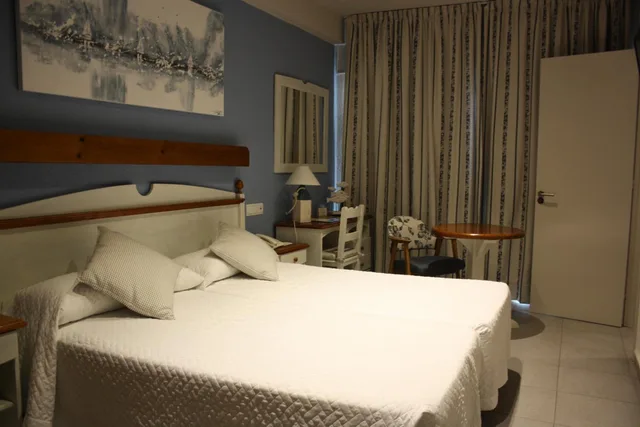 غرفة رباعية بشرفة، Hotel S Agoita 7/10