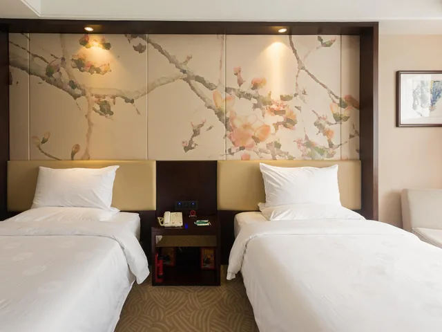 Sunshine, Twin Beds, Garden View, Building، Guangdong Yingbin Hotel 1/1