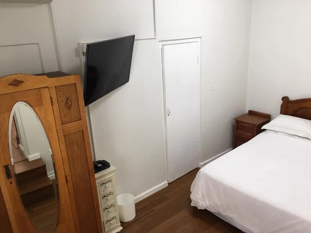 غرفة أساسية بسرير مزدوج، Just Joey Guest House 2/2