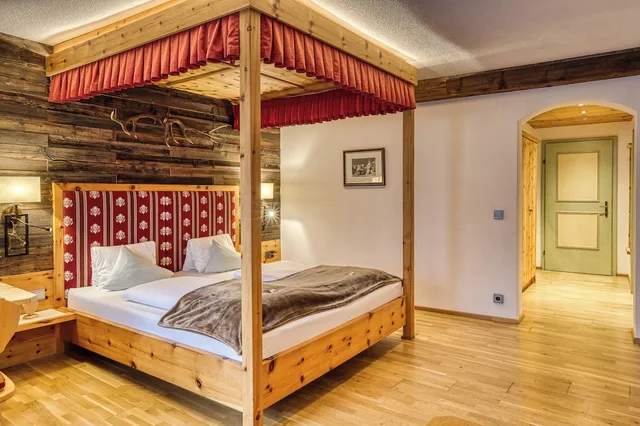 غرفة ديلوكس بشرفة، Alpenhotel Stolz 2/9