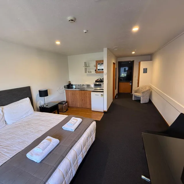 استوديو اقتصادي بسرير كينج، Airport Gateway Motor Lodge 4/10