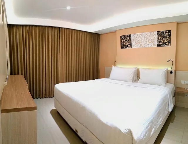 جناح جونيور بسرير كينج، Grand Metro Hotel Tasikmalaya 1/3