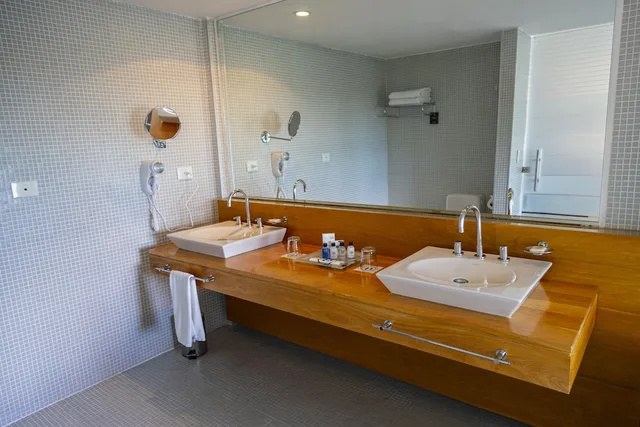 جناح بإطلالة على البحيرة، Design Suites Calafate 3/4