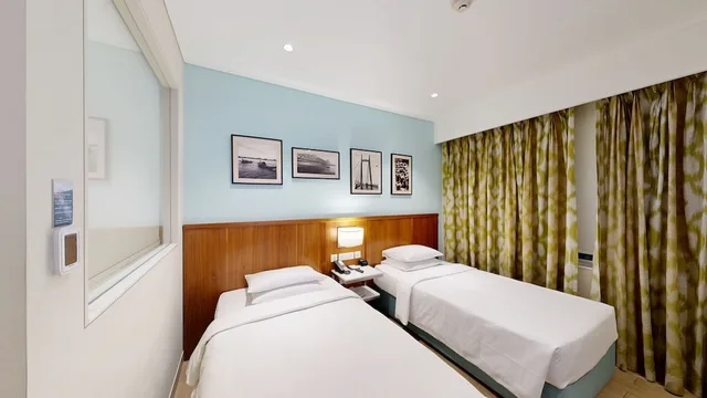 غرفة بسريرين منفصلين للمدخنين، Fairfield by Marriott Kolkata 2/10