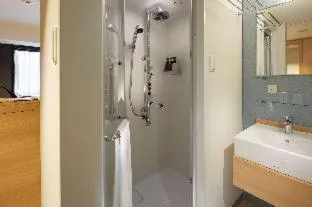 Room, The Onefive Kyoto Shijo 3/3