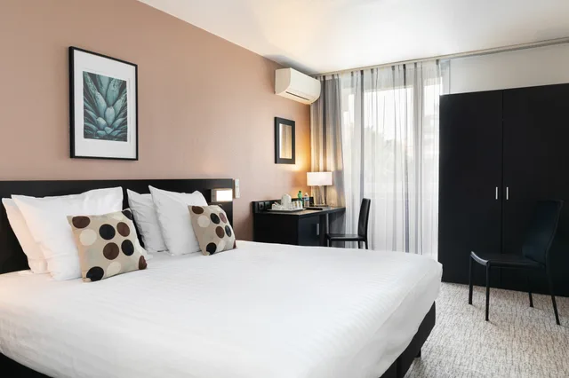 غرفة سوبيريور مفردة بسرير مزدوج، Best Western Hotel Mediterranee Menton 1/1