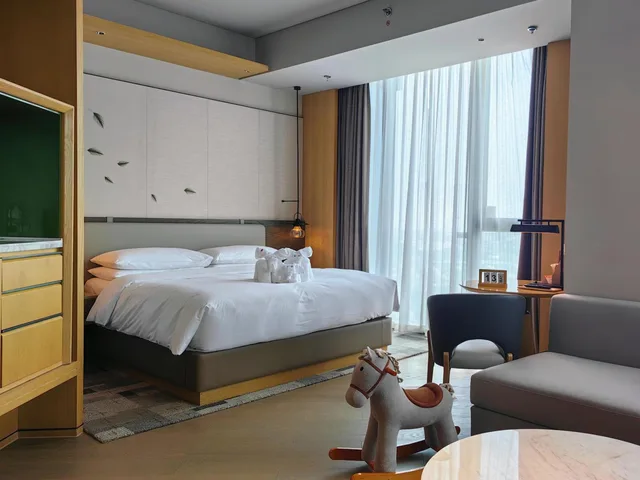 غرفة بسرير كينج بإطلالة على المدينة، Liyang Marriott Hotel 6/8