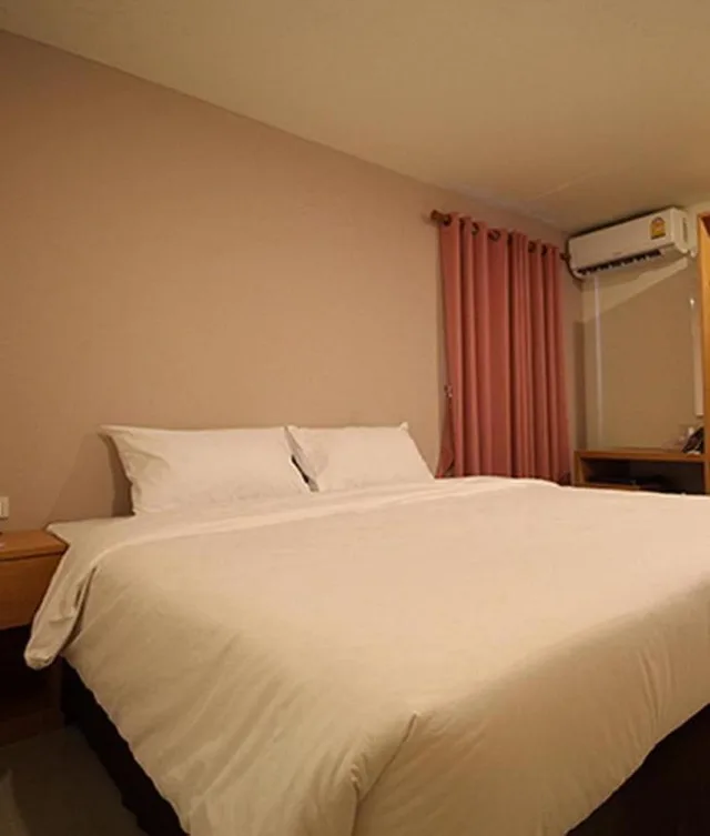 Compact, Queen Bed، Chiangmai Hill 2000 Hotel 2/4