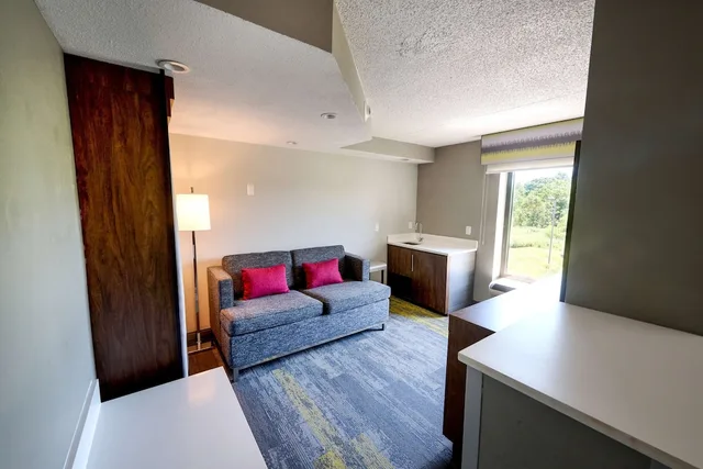 جناح بسريرين كوين، Hampton Inn Flemington 5/5